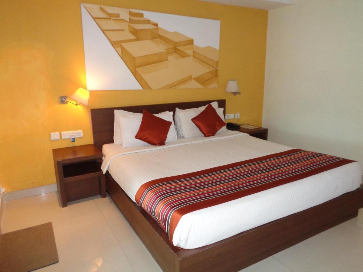Orbit Hotel - Bagdogra Dış mekan fotoğraf