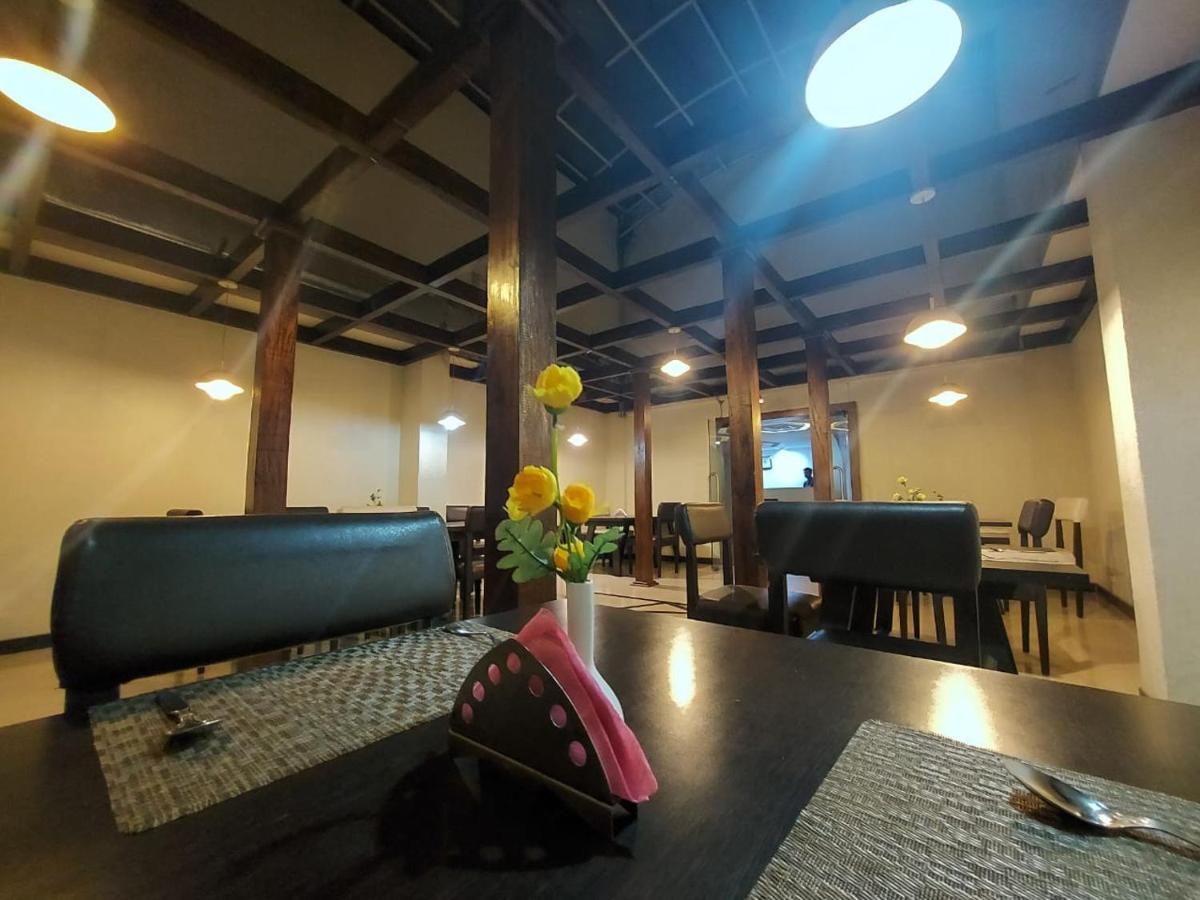 Orbit Hotel - Bagdogra Dış mekan fotoğraf