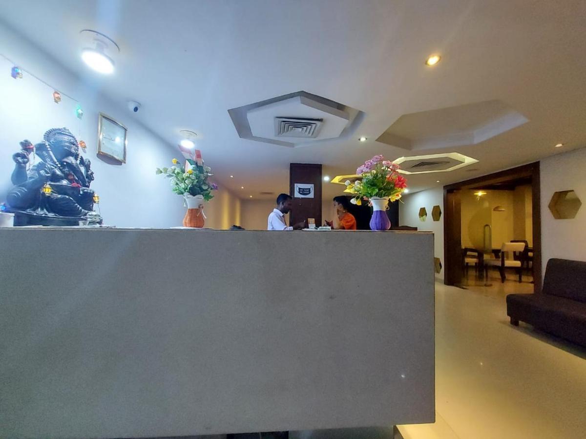 Orbit Hotel - Bagdogra Dış mekan fotoğraf
