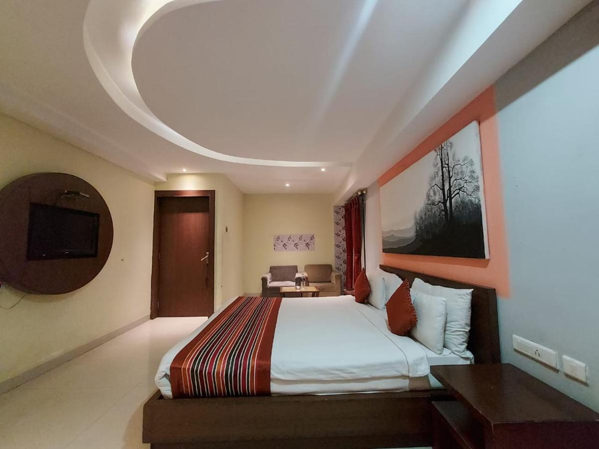 Orbit Hotel - Bagdogra Dış mekan fotoğraf
