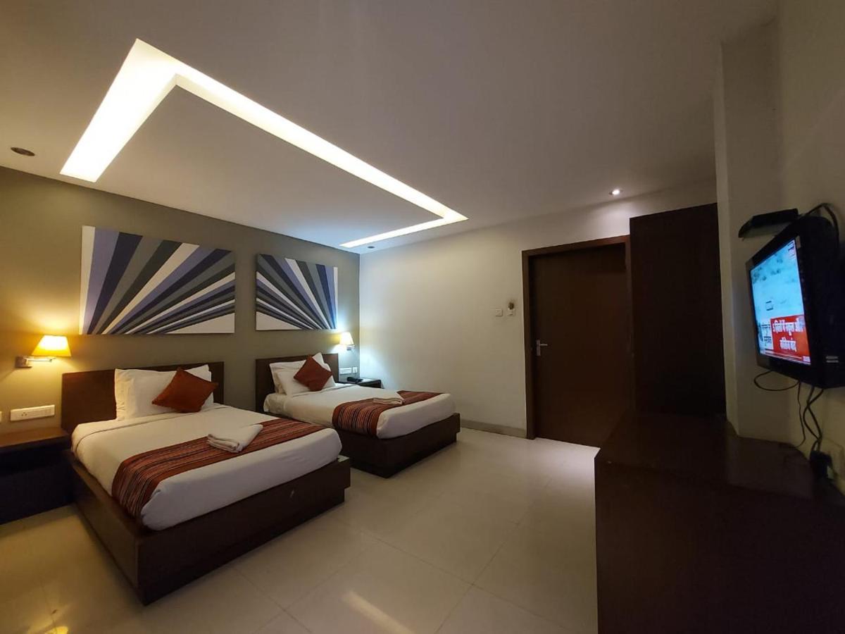 Orbit Hotel - Bagdogra Dış mekan fotoğraf