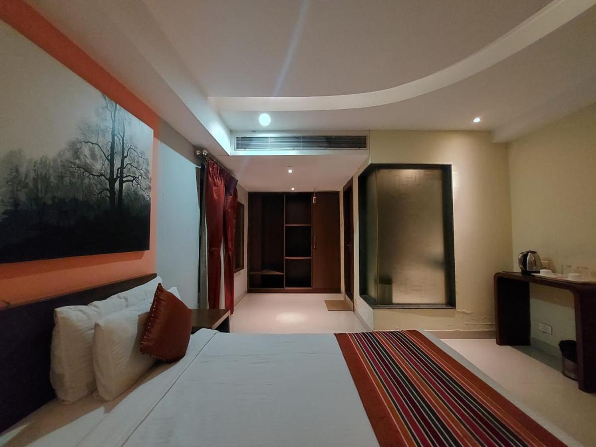 Orbit Hotel - Bagdogra Dış mekan fotoğraf